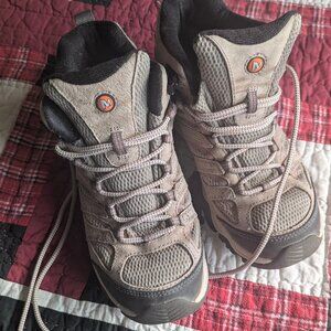 Merrell Women's Moab 3 Mid Hiking Boots 8.5 J036596